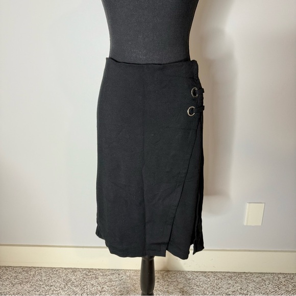 KATIES Black Plus Size Jersey Knit Skirt Metal Grommet Details Size 2XL - Picture 6 of 11